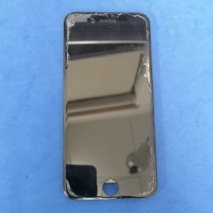 iPhone SE2 パネル修理