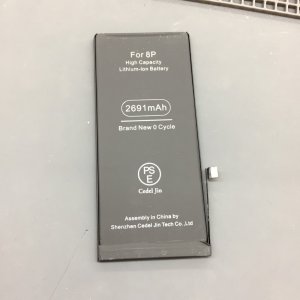 iPhone8plus バッテリー交換