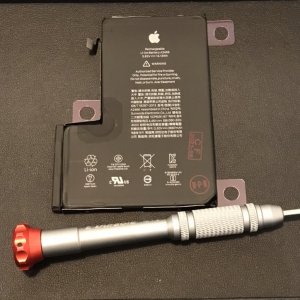 iPhone12 バッテリー交換