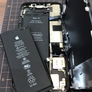 iPhone11 バッテリー交換
