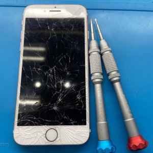 iPhone７ パネル交換
