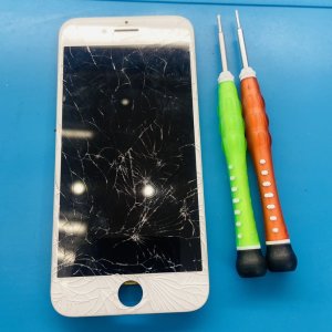 iPhone７ パネル交換