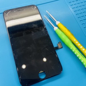 iPhone８ 液晶交換