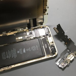 iPhone7 ライトニング交換