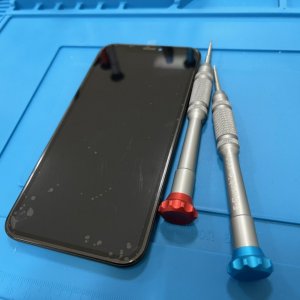 iPhoneXR　フロントパネル交換