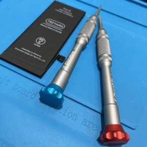 iPhone8 バッテリー交換