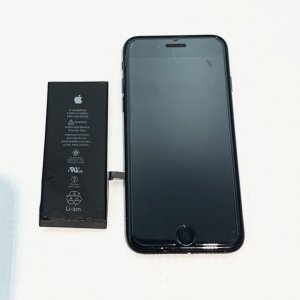 iPhone8　バッテリー交換