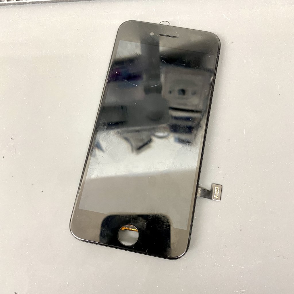iPhoneSE2 ガラスパネル交換