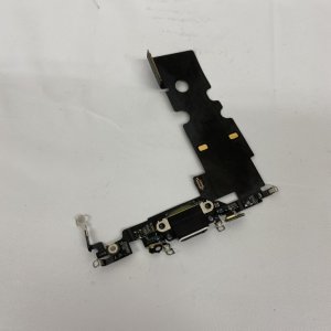 iPhone8 ライトニング交換