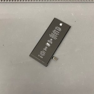 iPhone8 バッテリー交換