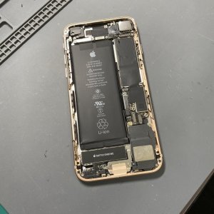 iPhone8 バッテリー交換