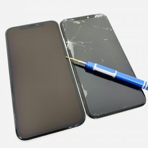 iPhoneXR パネル交換修理
