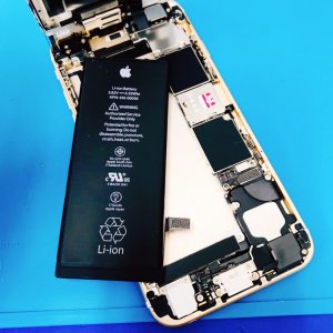 iPhone6S バッテリー交換