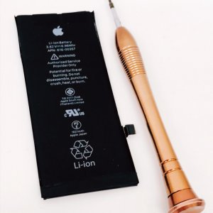 iPhone8 バッテリー交換