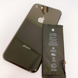 iPhone8 バッテリー交換