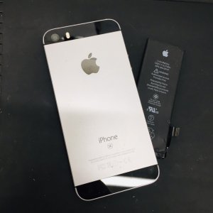 iPhoneSE バッテリー交換修理