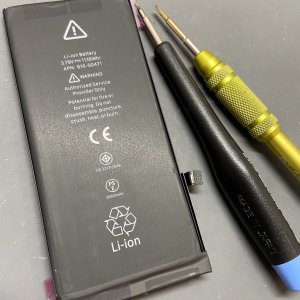 iPhoneXR バッテリー交換 充電減り早い アイフォンXR
