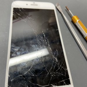 iPhone6 液晶交換 ガラス割れ 画面割れ ブラックアウト