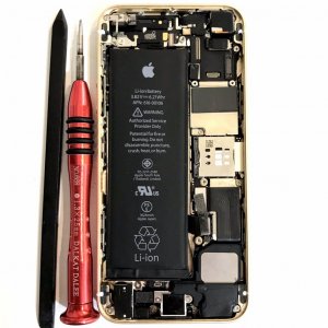 iPhoneSE バッテリー交換
