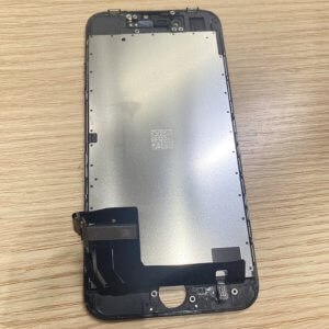 iPhone7 液晶交換…→お任せください!最短15分で修理完了!