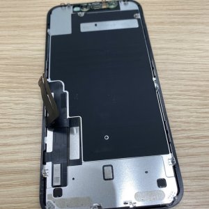 iPhone11 液晶漏れ…→お任せください！即日修理可能です。