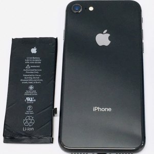 iPhone8 バッテリー交換
