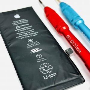 iPhone8 バッテリー交換