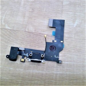 iPhoneSE ライトニング交換