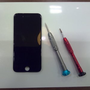 iPhone8パネル交換