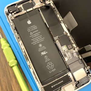 iPhone8 バッテリー交換修理