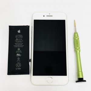 iPhone8　バッテリー交換修理
