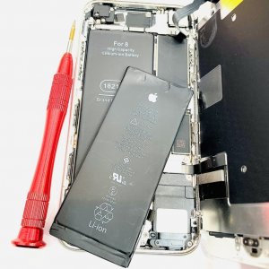 iPhone8 バッテリー交換修理