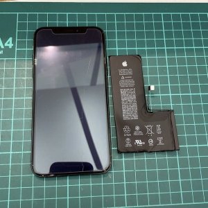iPhoneXS　バッテリー交換