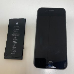 iPhone8バッテリー交換修理