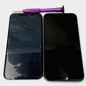 iPhone11 フロントパネル交換修理
