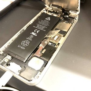 iPhone5 液晶交換