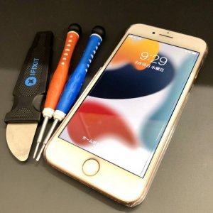 iPhone8 ガラスパネル交換