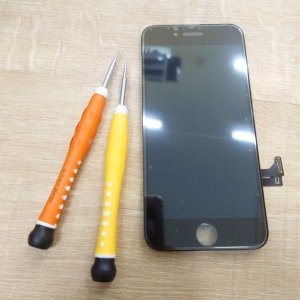 iPhoneSE2 フロントパネル交換