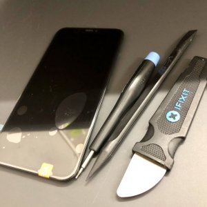 iPhone11 ガラスパネル交換