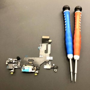 iPhone11 ライトニング交換