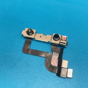 iPhoneXR インカメラ交換修理