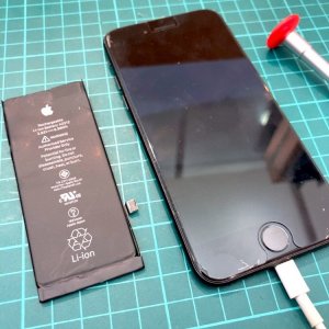 iPhone SE2　バッテリー交換