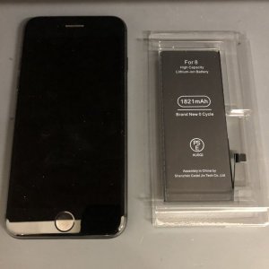 iPhone 8 バッテリー交換