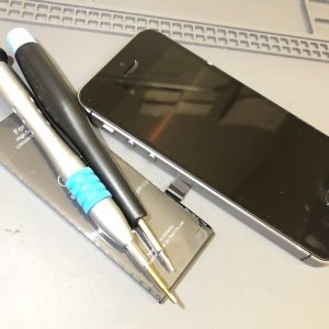 iPhone SE 第一世代 バッテリー交換