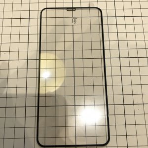 iPhoneX 永久保証強化ガラス貼り付け