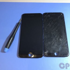 iPhone8落として画面がバキバキタッチ操作もできず…→即日修理で15分で解決!!