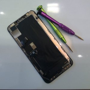iPhoneXS Max 液晶交換