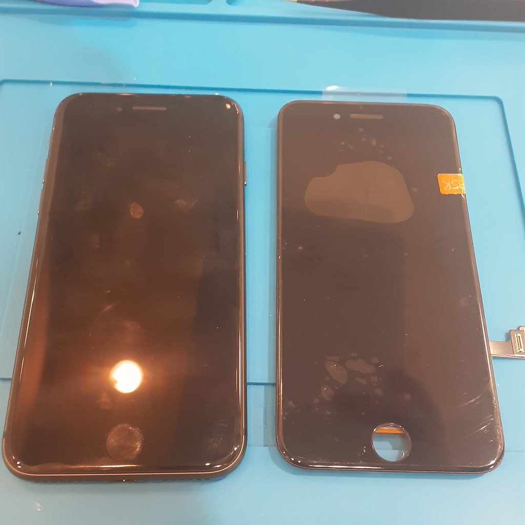 iPhone8 液晶交換