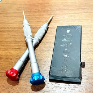 iPhone8 バッテリー交換