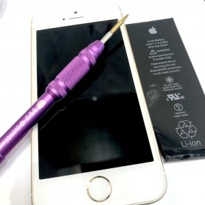 iPhone5-SE バッテリー交換修理